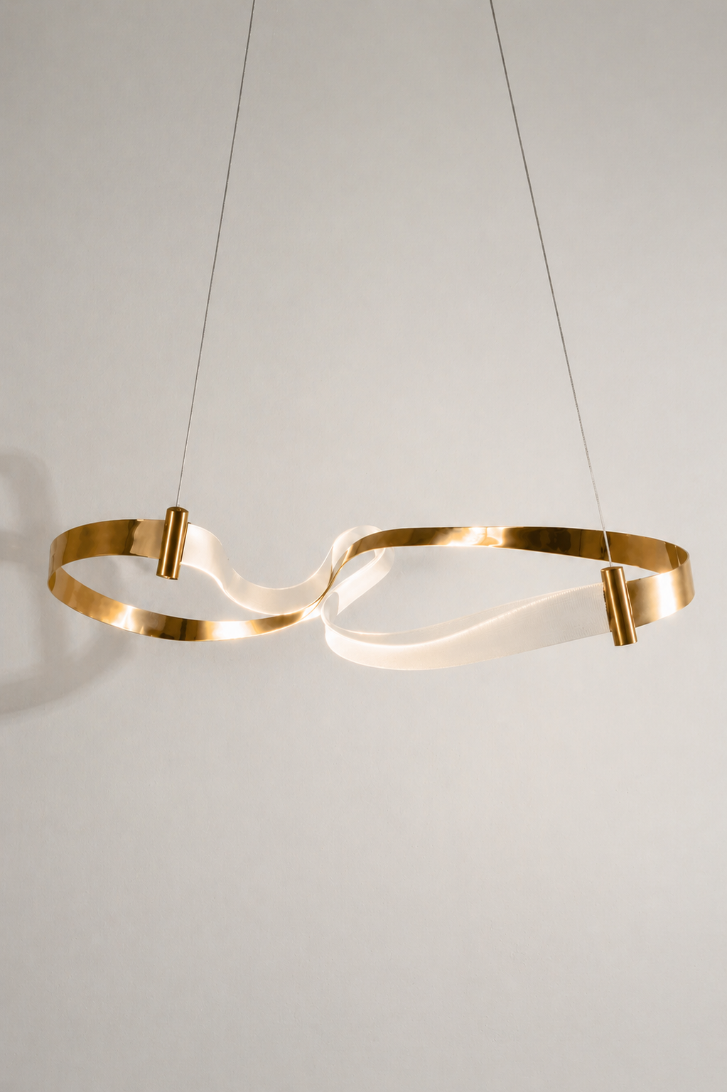 Valo Chandelier