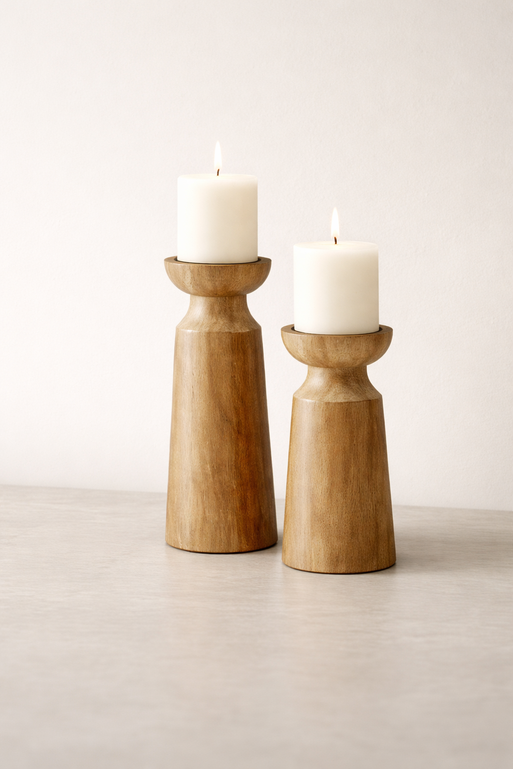 Eli Candle Holder