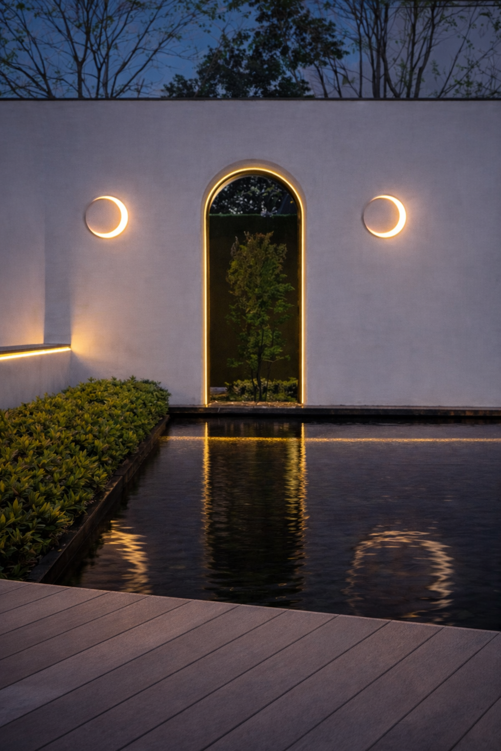 Nala Outdoor Sconce