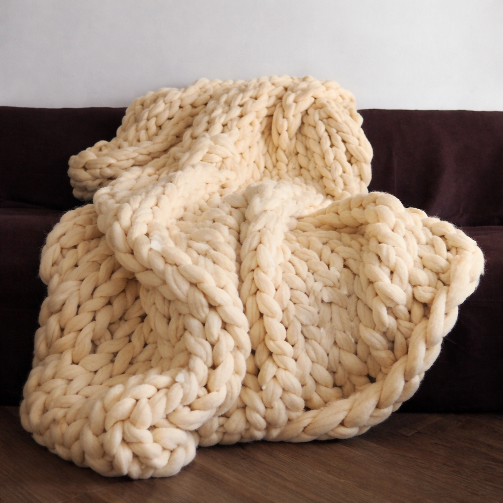 Kisa Knit Blanket
