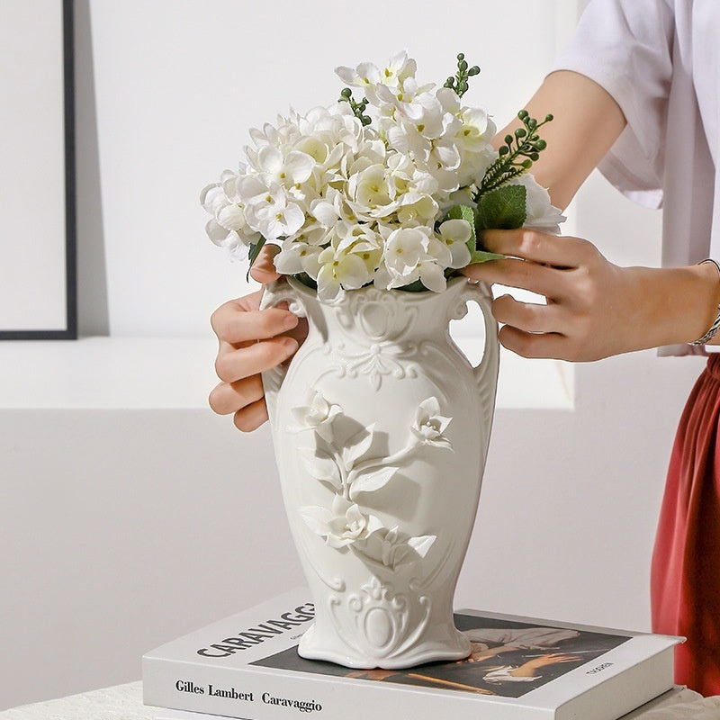 Vera Vase