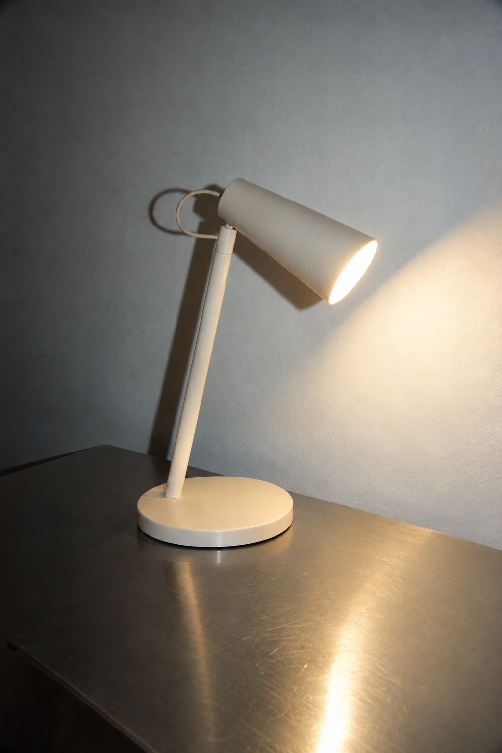 Mia Table Lamp